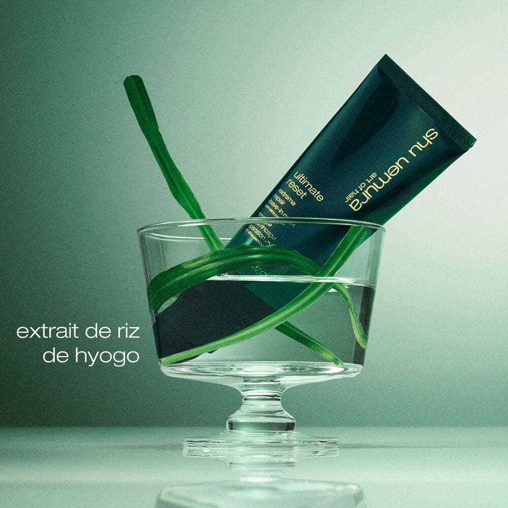 Masque sans rinçage pour cheveux très abîmés format voyage 30 ml Ultimate Reset - Shu uemura